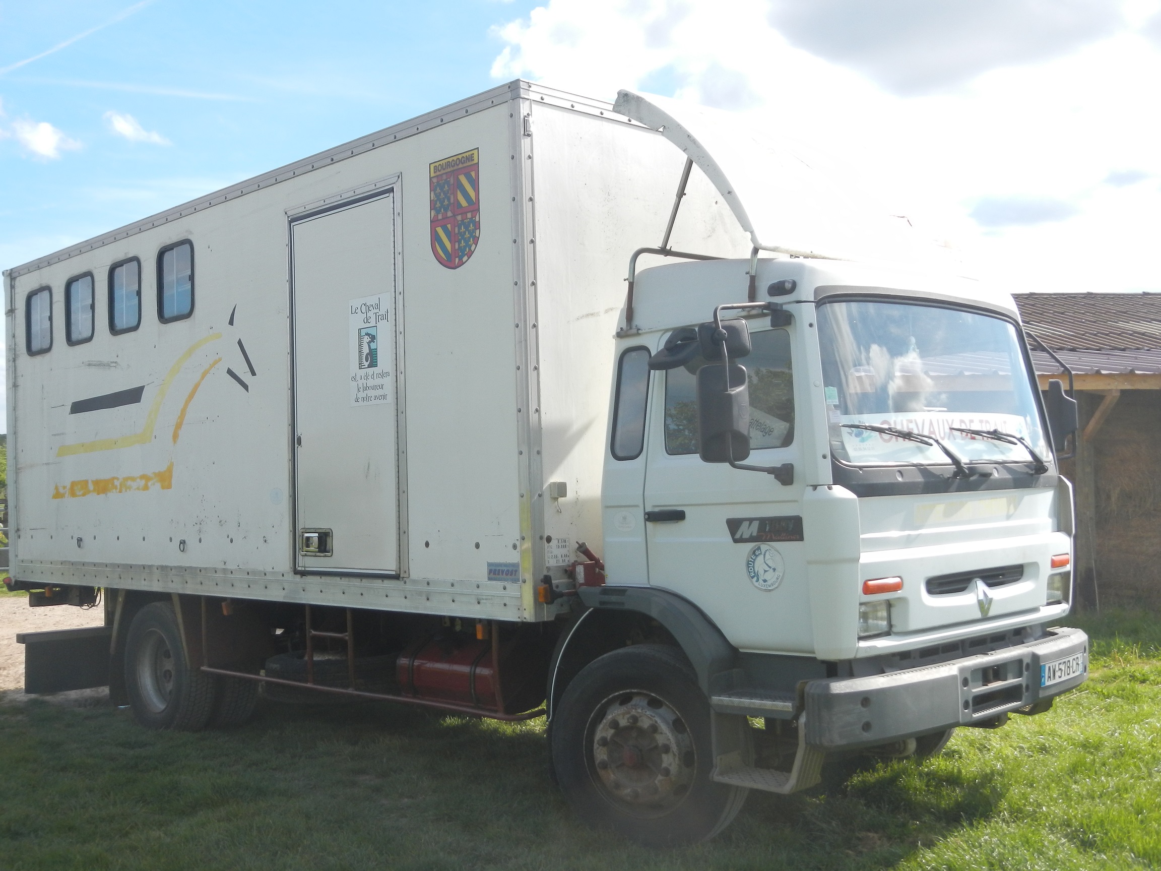 Image de l'annonce Vds Camion renault midliner 180